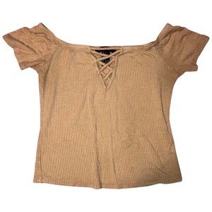 Mustard yellow cropped tee shirt lace up off the shoulder crop top corset style